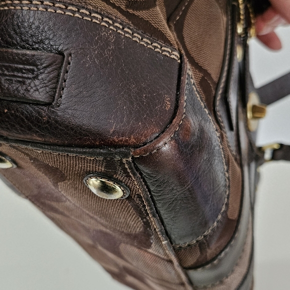 Coach Hampton Handbag - Picture 6 of 15